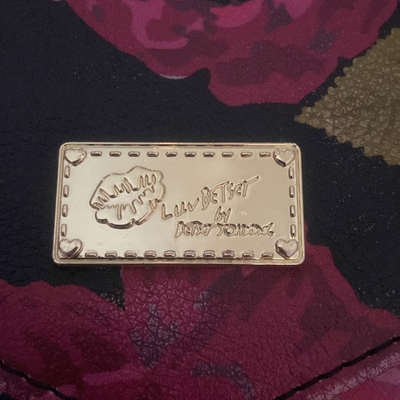 Betsy Johnson purse - Picture 4 of 4